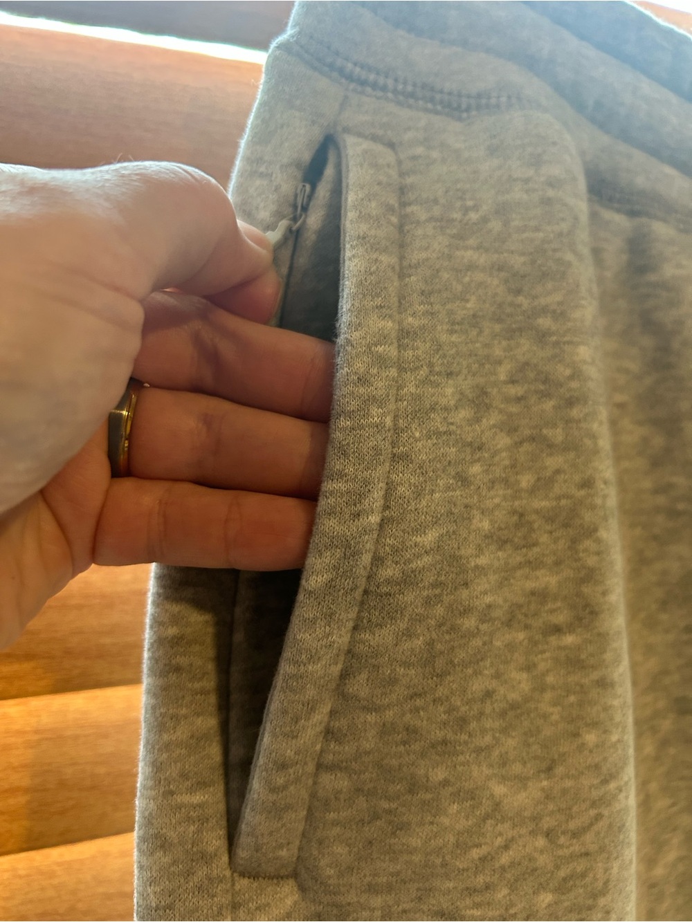 NWT Hollister Heathered Grey Men’s Sweatpants - Picture 8 of 9